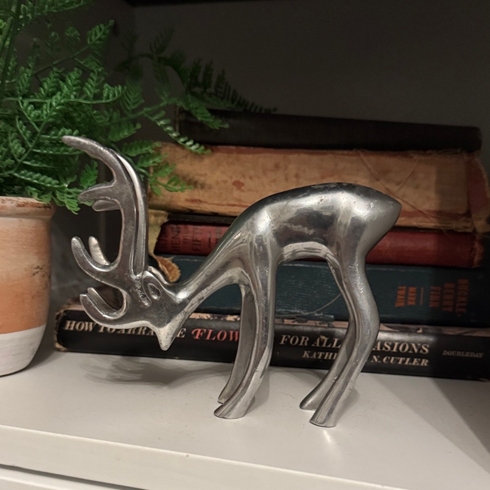 Vintage silver toned metal deer